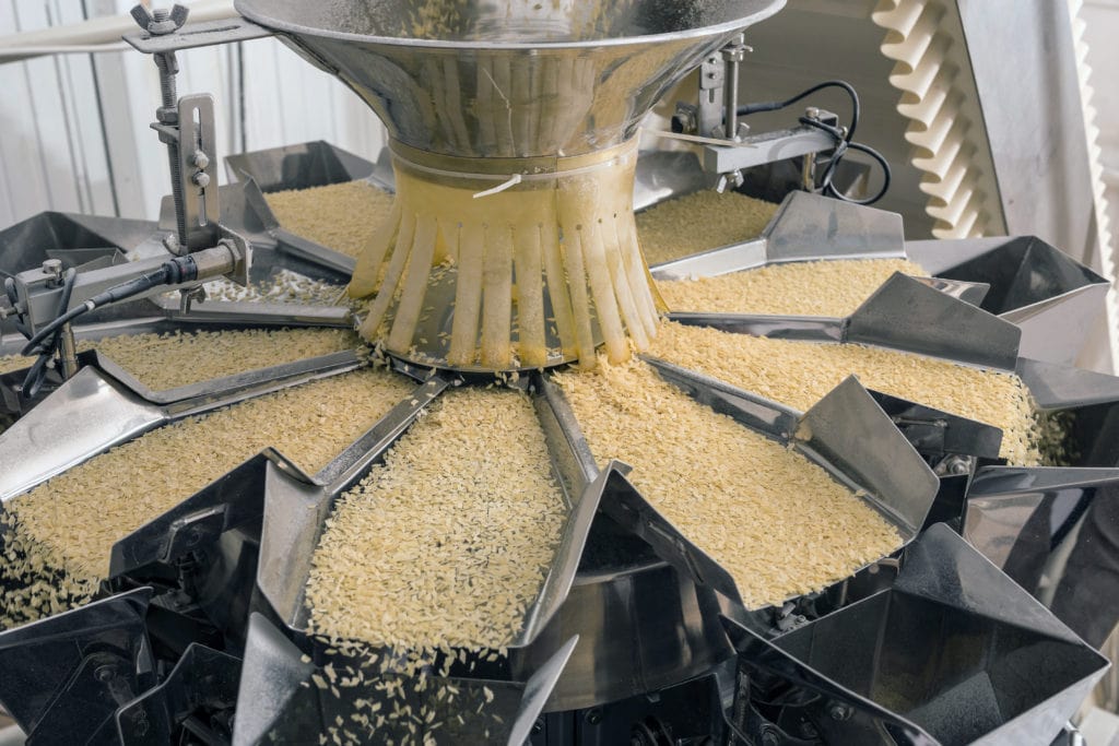 an image of food and beverage manufacturing controlled by erp systems